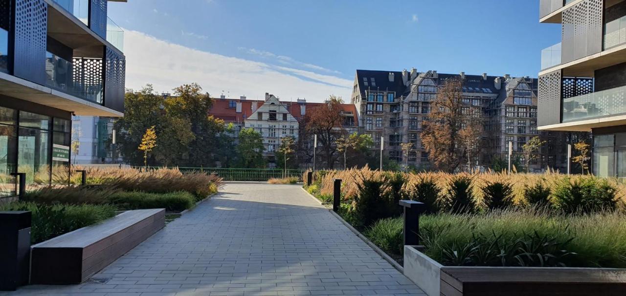 Apartamenty-Wroc Ksiecia Witolda By The River Wrocław Exteriör bild
