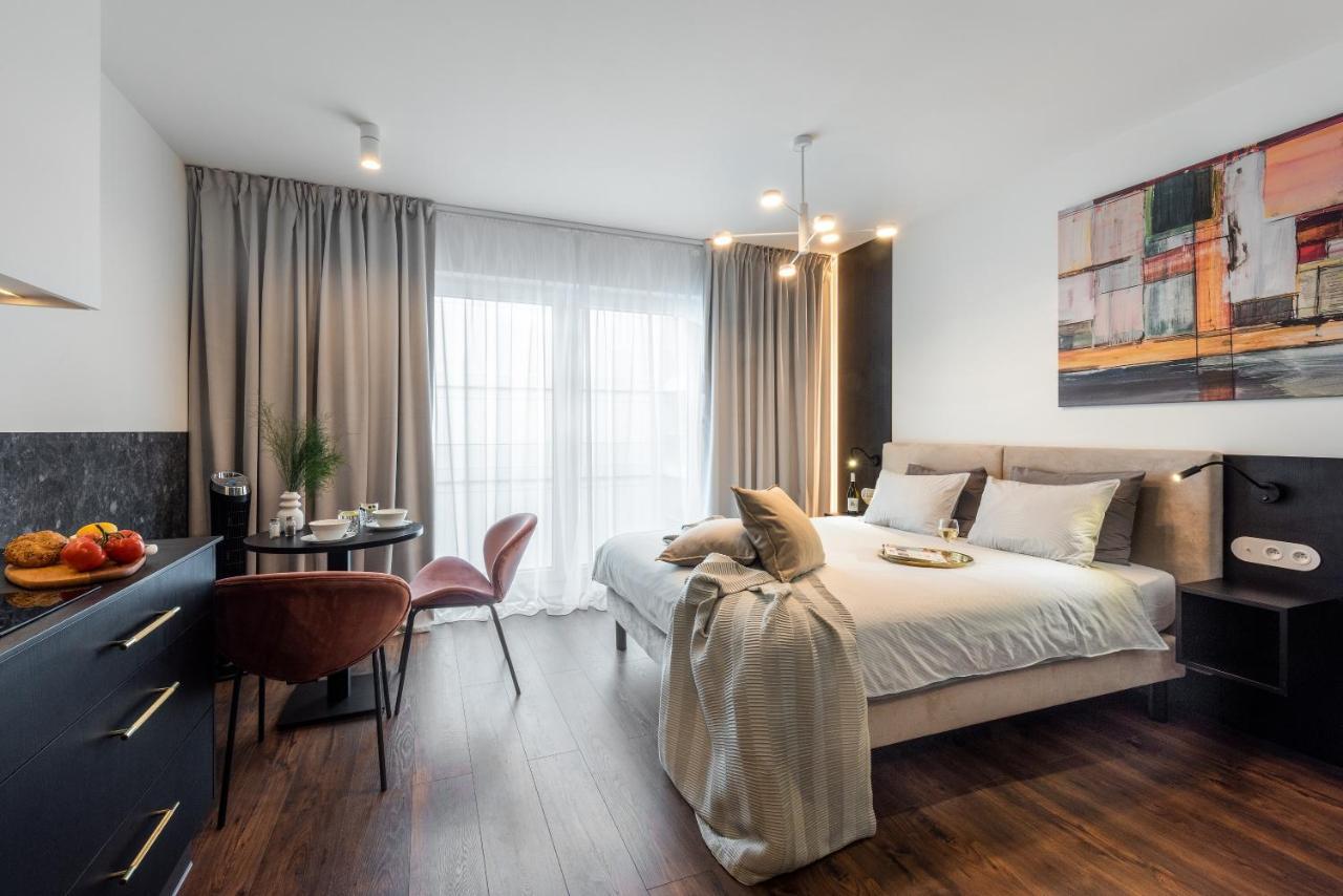 Apartamenty-Wroc Ksiecia Witolda By The River Wrocław Exteriör bild